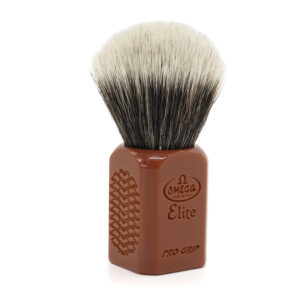 OMEGA - PENNELLO DA BARBA IN FIBRA SINTETICA ELITE SMALL CON MANICO PRO GRIP MARRONE